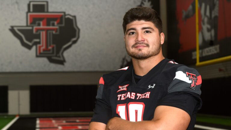 Texas Tech’s Jacob Rodriguez Stuns Crowd With $250K Crossbar Hit in Pat McAfee Challenge…