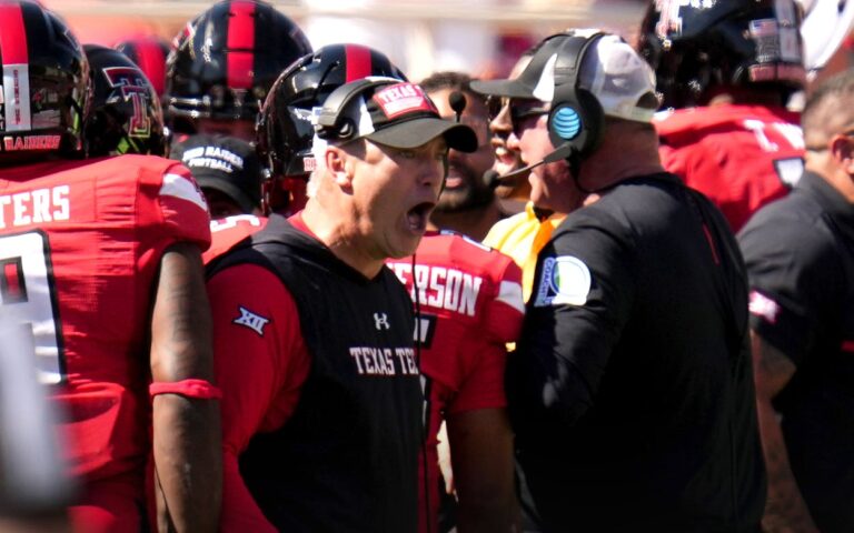 Texas Tech recruits and former players reacted to the Red Raiders win…