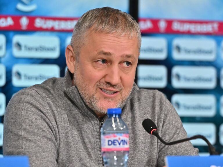 Mihai Rotaru dă lovitura verii la Universitatea Craiova: Fotbalistul a semnat oficial……