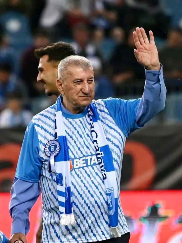 Legenda alb-albastră, nea Johnny Împușcătoiu, împlinește 89 de ani ……